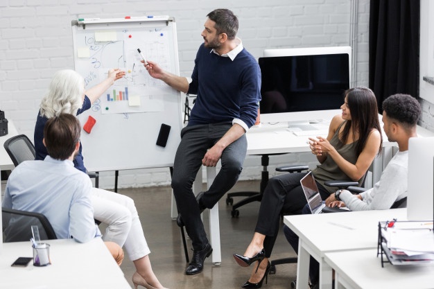 gmbh kaufen stammkapital gmbh kaufen mit schulden Mitarbeiter gmbh deckmantel kaufen firmen kaufen